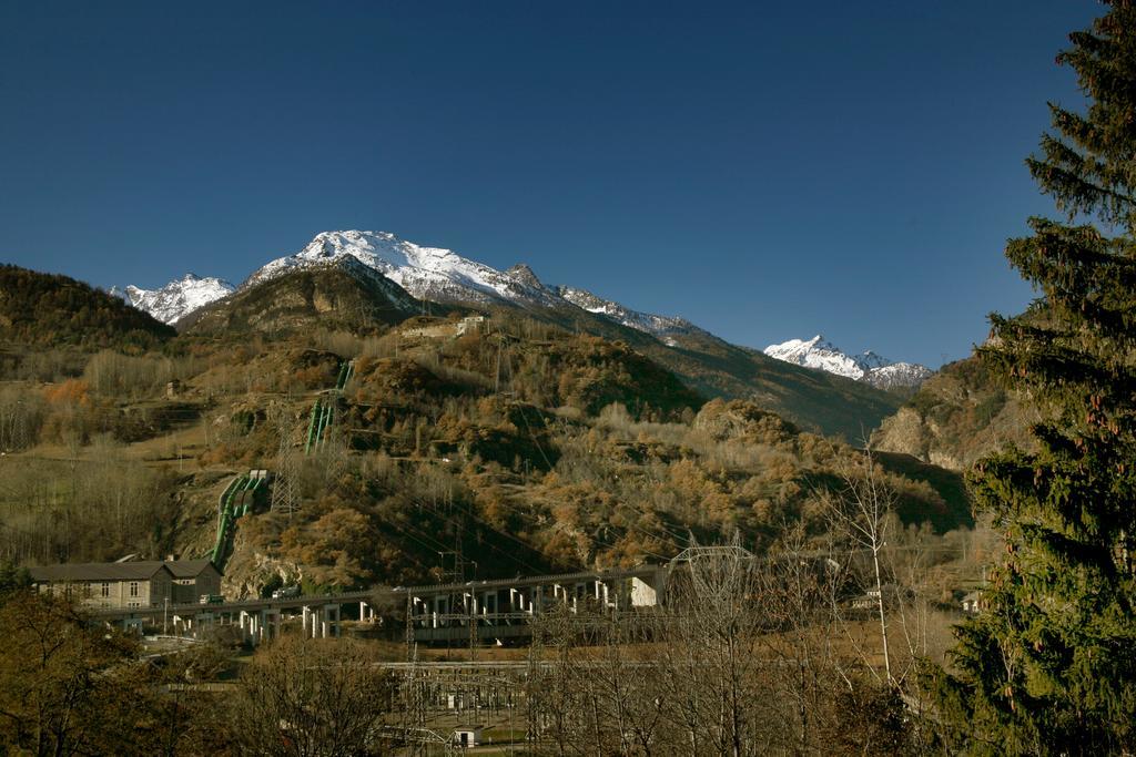 Hotel Edelweiss Villeneuve Exterior foto